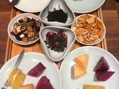 -梅间堂茶馆(绿地缤纷城店)