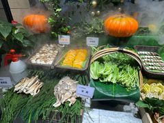 -川骄海鲜自助(王府井奥莱UP TOWN店原世界之花店)