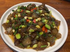 农家生粉饼-小乡小镇·传承桐庐土菜·老板亲自烧的菜
