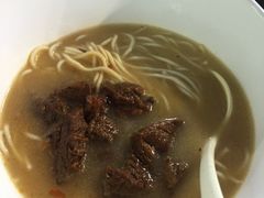 红烧牛肉面-鮮而純面馆(浦东店)