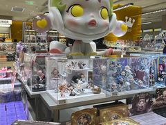 -泡泡玛特POPMART(蓝色港湾店)