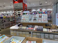 -名创优品(广东省广州琶洲保利广场店)