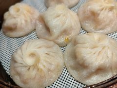 手拆蟹黄汤包-零度空间·台湾小馆(五道口购物中心店)