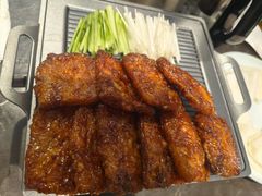 -海鸿荟·沿江菜(中山北路店)