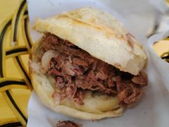 -闫家驴肉火烧(五四店)