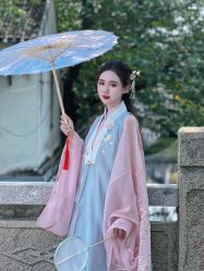 -一揽芳华汉服旗袍体验馆(拙政园店)