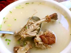-满旗楼 北京烤鸭·涮羊肉火锅(武昌店)