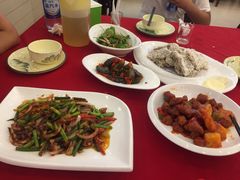 -侬佳蒸菜馆(听潮店)