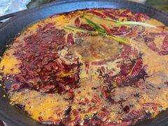 -黄潇洒老火锅(九眼桥宏济巷店)