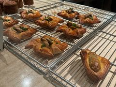 -VERIE BAKEHOUSE