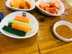 -喇喇排骨火锅·传统韩式脊骨汤(望京西园总店)