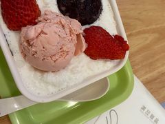 -满记甜品(荟聚购物中心店)