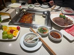-海底捞火锅鲜切牛肉主题店(长寿路店)