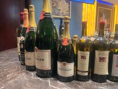 -龙虾酒吧扒房(宁波香格里拉店)
