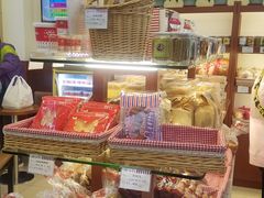 零售区-红宝石·鲜奶小方(莘庄龙之梦店)