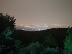 -鬼笑石后山停车场
