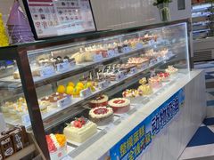 -85度C(生甜甜圈研究工坊·上海平凉店)