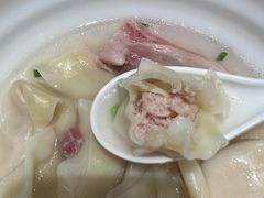 刀鱼馄饨-老半斋(福州路店)