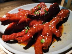 红卤鸡爪-蜜桃餐厅·伴山(湖滨商业街店)