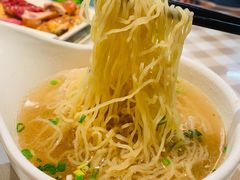 -新大咀港式茶餐厅(宝山万达店)