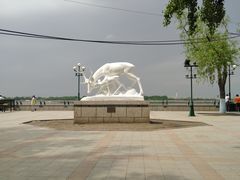 -人民防洪胜利纪念塔