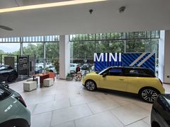 -北京盈之宝宝马&MINI4S店(望京店)
