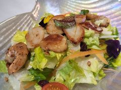 有机时蔬虎虾仁扇贝肉柠檬橄榄油沙拉-Wei菋·Le Bistrot