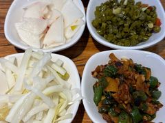 -湘人龙记老长沙米粉(鸟巢店)