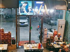大堂-鑫正兴东北烧烤(滨湖店)