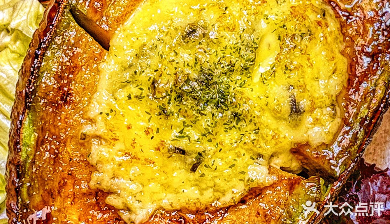 换装拍照+吃饭👘店里都是🫣摇曳的樱花美眉