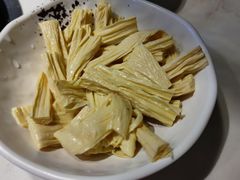 -德林酸菜鱼火锅(南丹店)