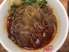 -万记麻辣烫国展总店