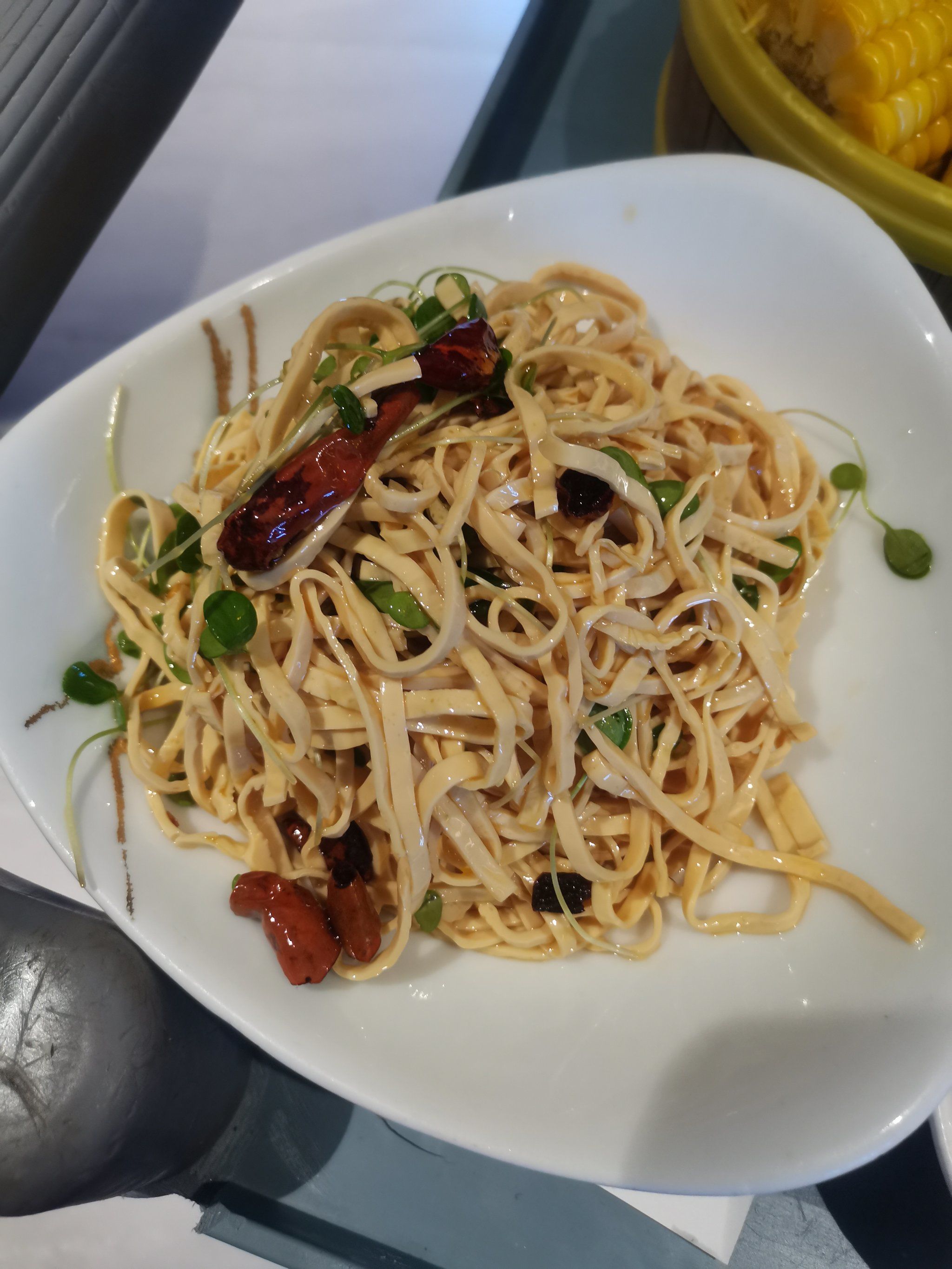 家常凉拌豆腐丝