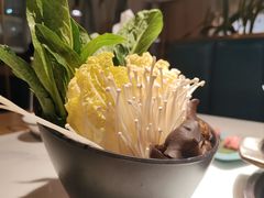 -三个椰子·现砍椰子鸡(金源CBD店)