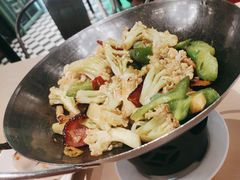 干锅腊肉花菜-避风塘(宝山万达店)