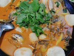 -丹水桥地锅鱼·翘嘴鲌·地方特色全鱼宴(丹江口大坝店)