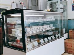 面包甜点陈列柜-三元梅园(劲松店)
