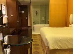 -上海龙之梦万丽酒店