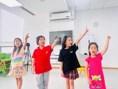 -蓝话筒·少儿成人演讲口才·主持朗诵·戏剧表演(大华第一坊店)