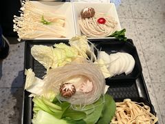 -一席地·本地鸡窝·杭帮鸡火锅(萧山银隆百货店)