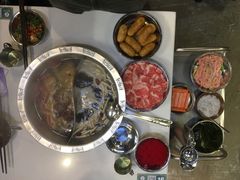 -憨铁匠老火锅(龙岗万科里店)