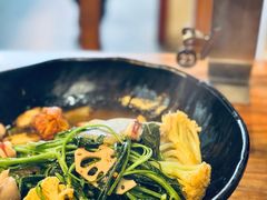 -万记麻辣烫国展总店