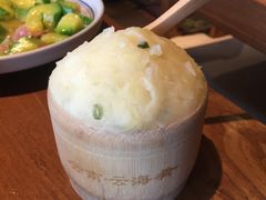 -云海肴·汽锅鸡·云南菜(天山百盛优客店)