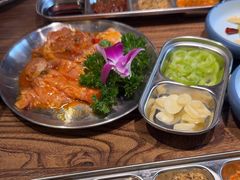 -明洞阿姨·韩式酱蟹烤肉·创意料理(三元桥店)