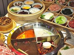 -卤校长老火锅(杨家坪直营店)
