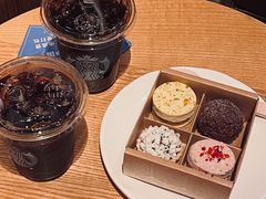 -星巴克(宁波鄞州万达店)