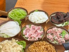 -黔三一夺夺粉酸汤火锅(百信店)