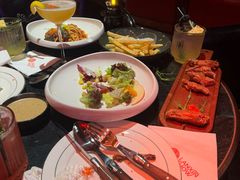 -Mogul Eatery·大亨餐酒馆