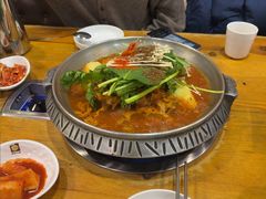 -喇喇排骨火锅·传统韩式脊骨汤(望京西园总店)