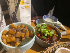 -包整·丝娃娃(一览甲秀楼风景店)